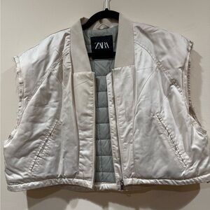 Zara Women's Off-White Quilted Vest